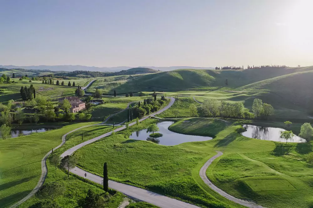 Golf in Italy with eagle travel